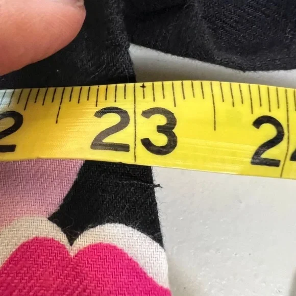 BNWOT Victoria’s Secret Kiss Lips Pajama Shirt. Size Large - Picture 9 of 9